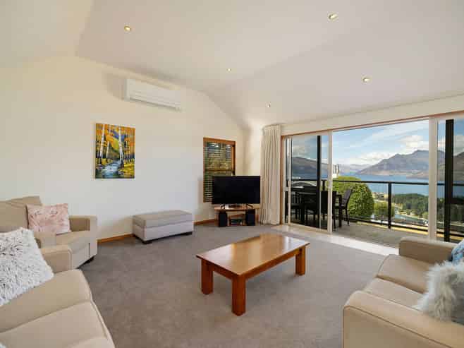 3B London Lane, Queenstown