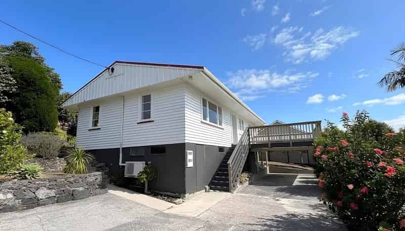 10 Leith Street, Morningside