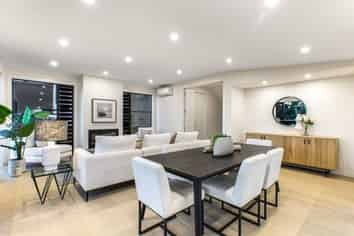 40D Takitimu, Orakei