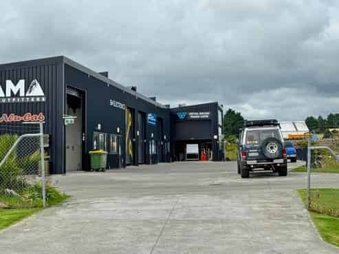 Bell Block Industrial unit with profile