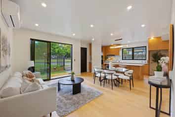 Lot1-3/6 Orinda Close, Botany Downs