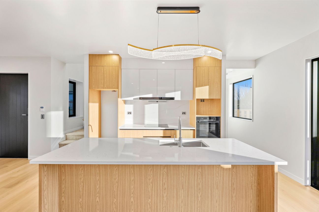 Extra Parkings with Outstanding Indoor&Outdoor Flow - Vista 3