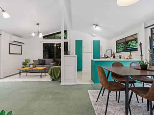 8F Nevada Drive, Merrilands