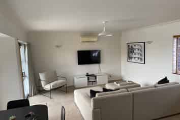 2/26 Kitchener Road, Takapuna