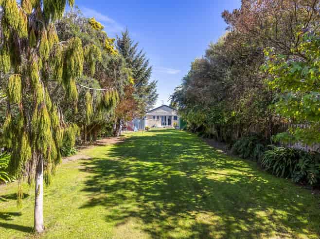 24 Grafton Street, Waltham