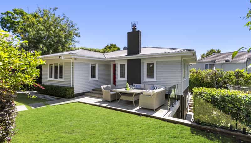 30 St Leonards Road , Devonport
