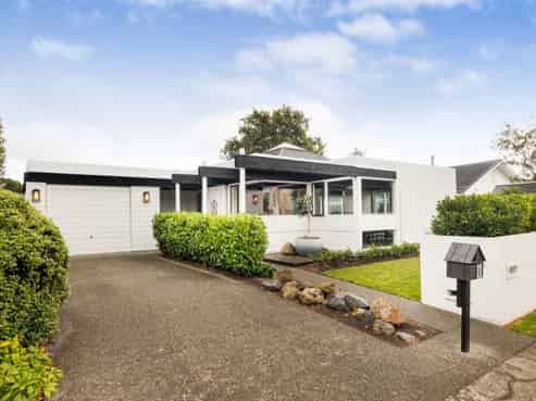 11 Chilton Grove, Hokowhitu