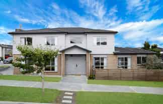 30 Castlederg Drive, Flat Bush