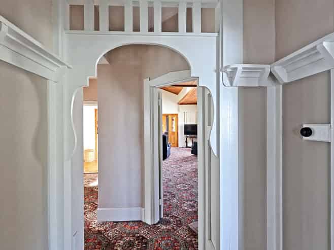 1027B Ellis Street, Mahora