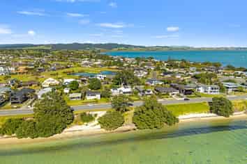 243 One Tree Point Road, One Tree Point