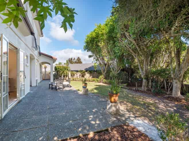 1 Scarlet Oak Drive, Schnapper Rock