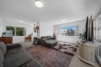 2/7 Barneys Farm Road, Clendon Park