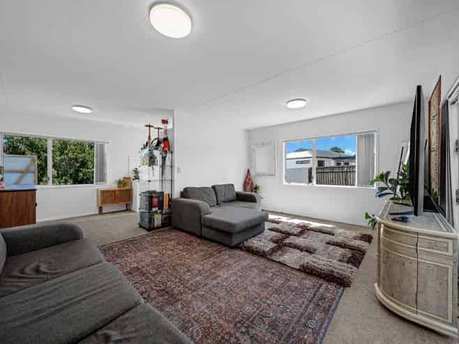 2/7 Barneys Farm Road, Clendon Park