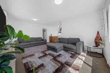 2/7 Barneys Farm Road, Clendon Park