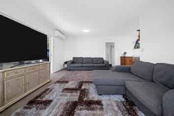 2/7 Barneys Farm Road, Clendon Park