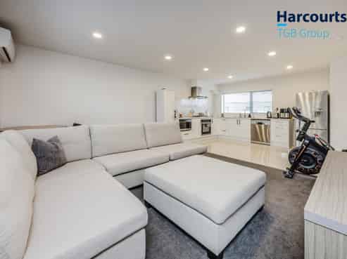 12B Jutland Road, Manurewa