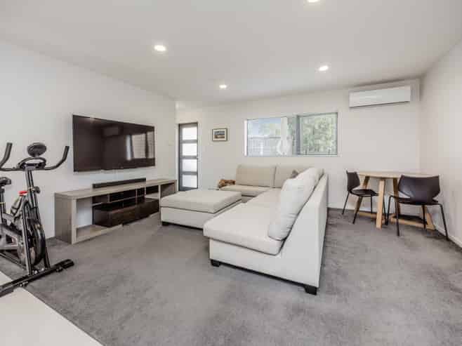 12B Jutland Road, Manurewa