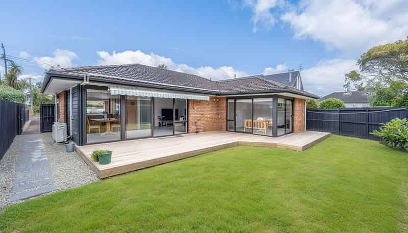 21A Eastern Beach Road, Eastern Beach