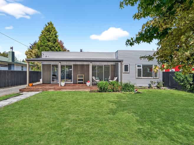 11 Kempton Street, Greytown