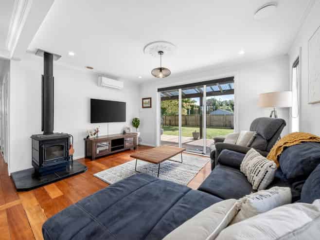 11 Kempton Street, Greytown