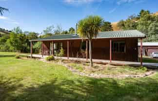 1845 Dovedale Road, Woodstock