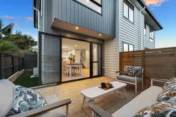 42C Takutai Avenue, Half Moon Bay