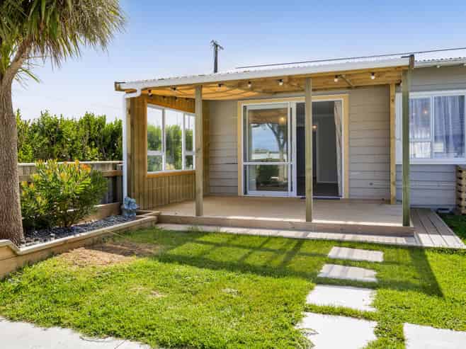 23 Layard Street, Opunake