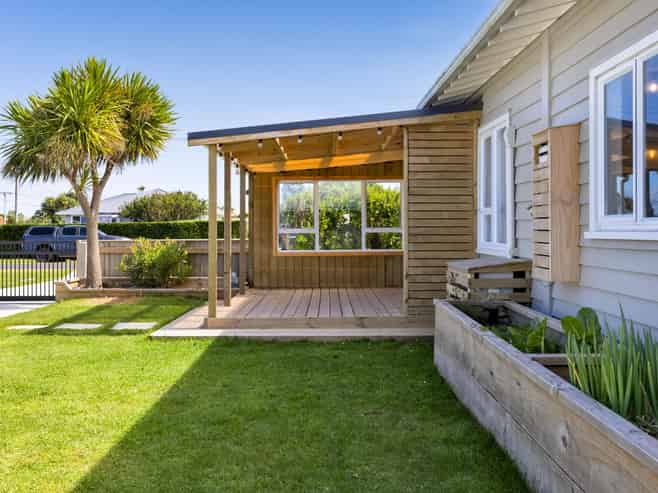 23 Layard Street, Opunake