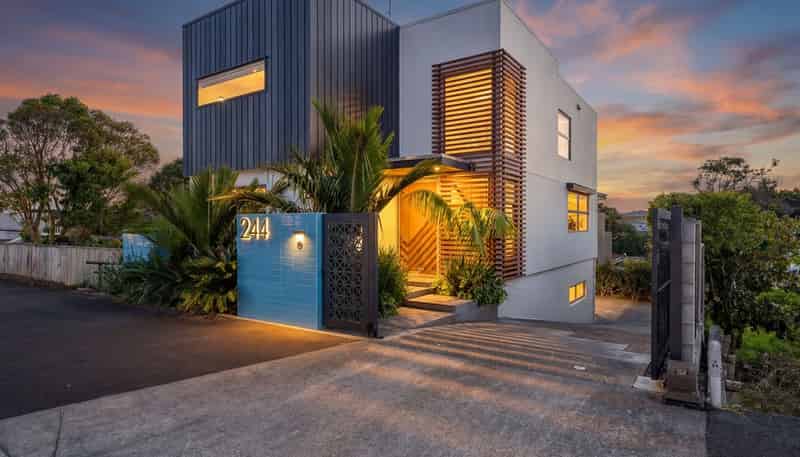 244 Devon Street West, New Plymouth Central