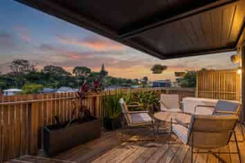 244 Devon Street West, New Plymouth Central