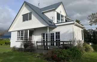 65 Albion Road, Okato