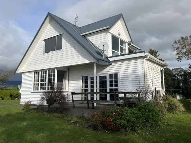 65 Albion Road, Okato