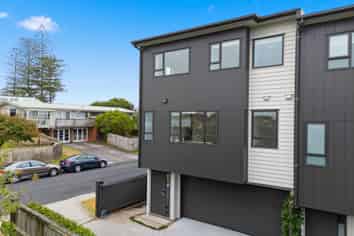 4A Fowler Street, Northcote
