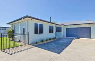 617A Willow Place, Akina