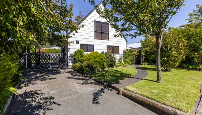 17 Gilmour Place, Taradale