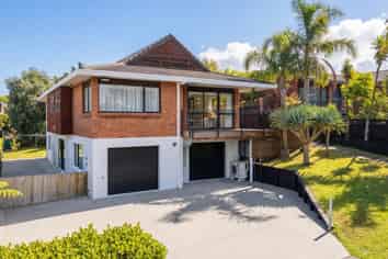 5 Vintage Drive, Henderson