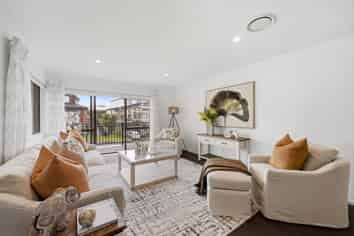 5 Vintage Drive, Henderson