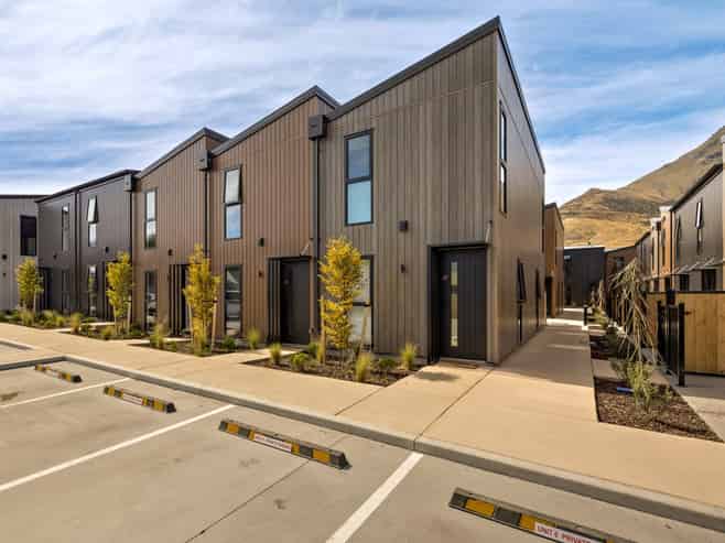 15/7 Juniper Place, Frankton