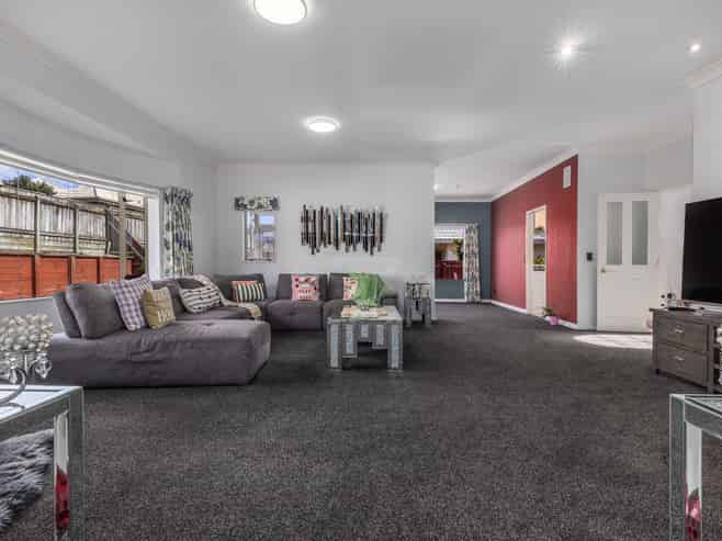 7 Millennium Hill, Paraparaumu