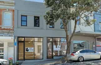 Be Seen on New North Road