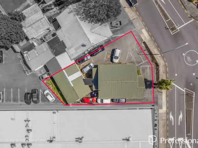 30 Knights Road, Central Hutt