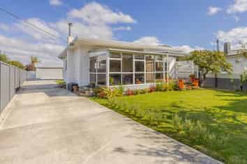 30 Francis Drake Street, Waipukurau