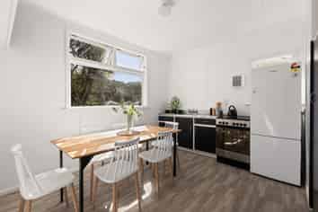 62 Stanley Street, Berhampore