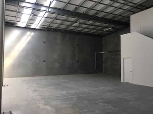 Industrial Unit with Modern Office – Belfast