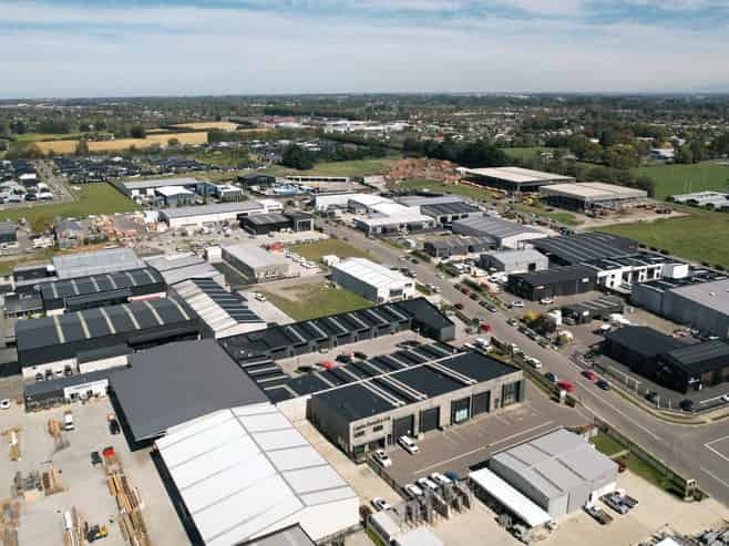 Industrial Unit with Modern Office – Belfast