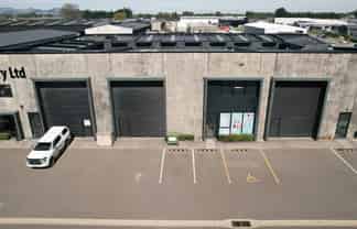Industrial Unit with Modern Office – Belfast