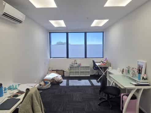 Industrial Unit with Modern Office – Belfast