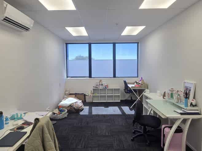 Industrial Unit with Modern Office – Belfast