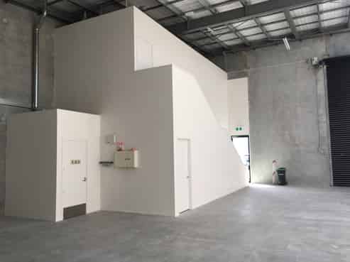 Industrial Unit with Modern Office – Belfast