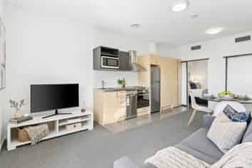 711/17 Putney Way, Manukau